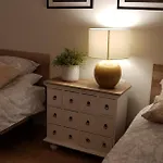Lovely 2 Bedroom Apartment Close To Denia Castle.