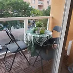 Lovely 2 Bedroom Apartment Close To Denia Castle.